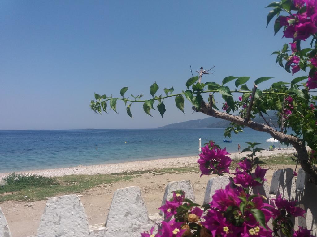 Per Mare Villa Loutra Oraias Elenis Exterior foto