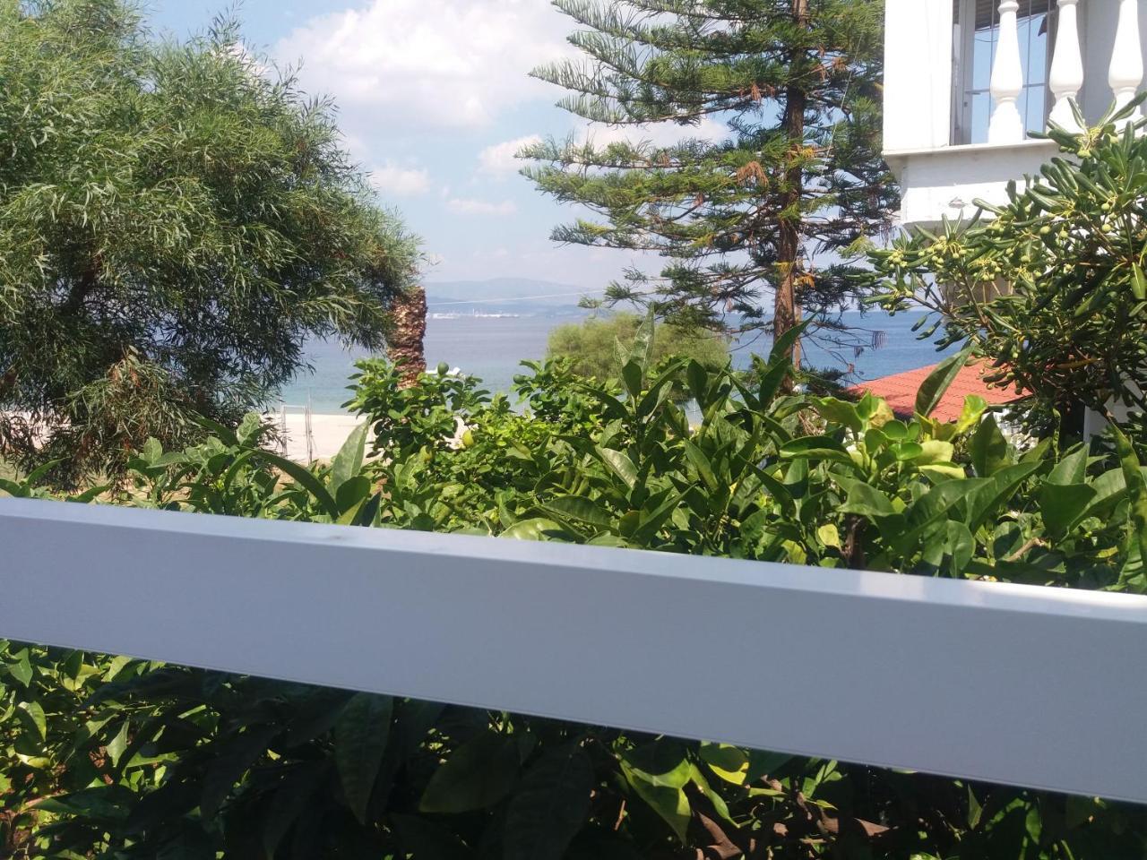 Per Mare Villa Loutra Oraias Elenis Exterior foto